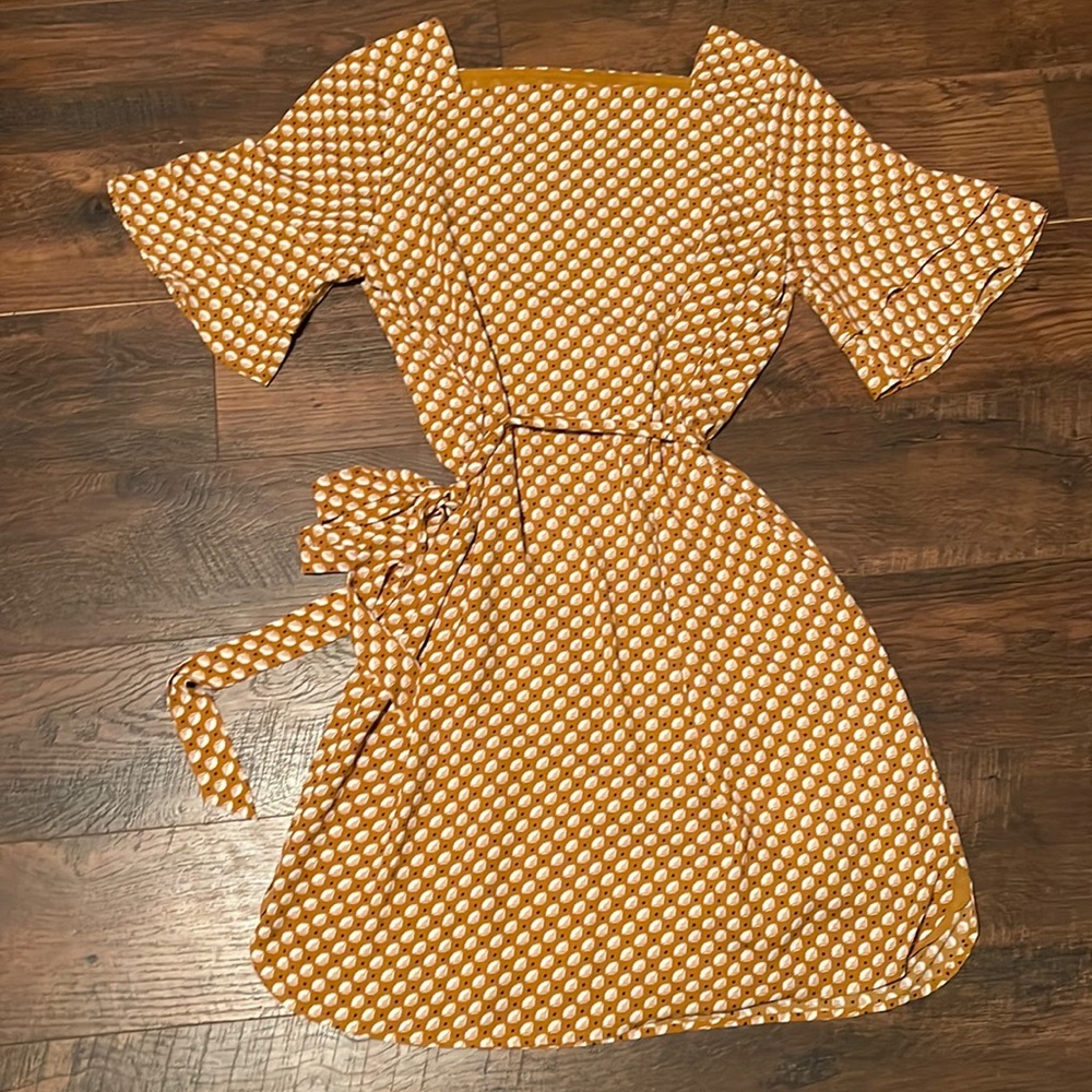 LOFT Yellow patterned chiffon square neck tie dress